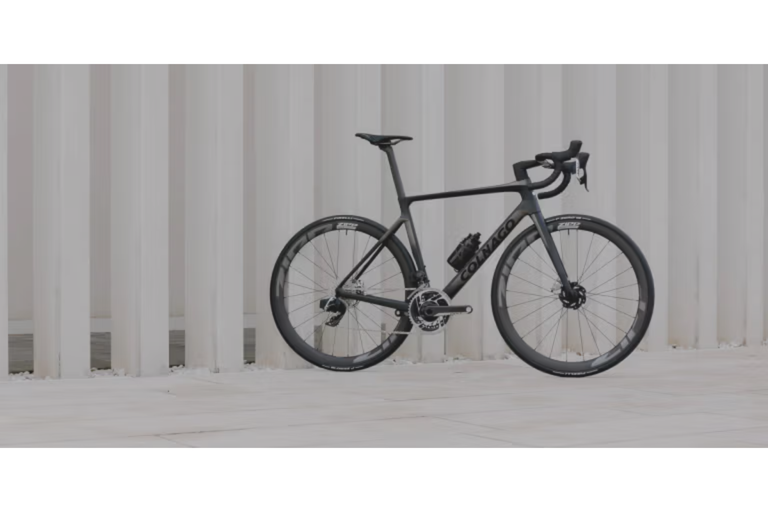 Aero Road Bike Colnago V4Rs complete carbon road bicycle side view