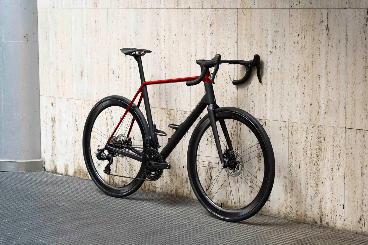 Colnago C72 | Size 550 | HFRD | 7.350 kg front oblique view 