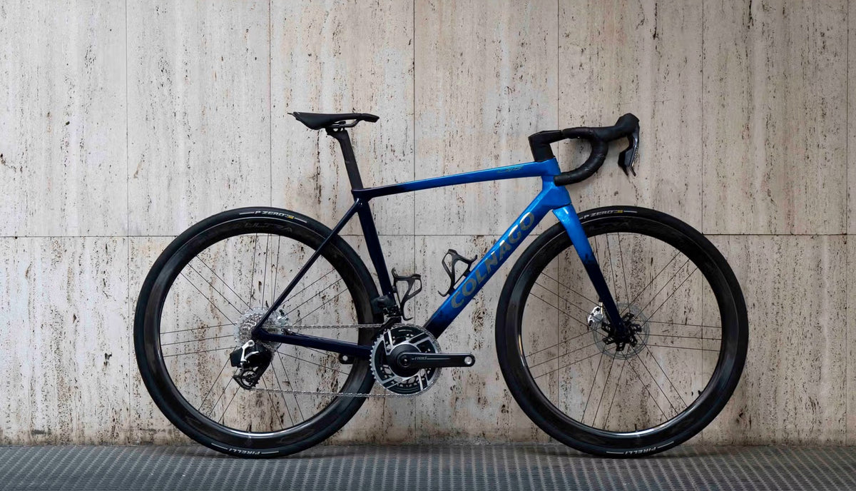 Drive side view of the hand-built Colnago C68 Road HSBL complete bicycle weighing 7.160g, custom premium bicycle build by Cicli Corsa.